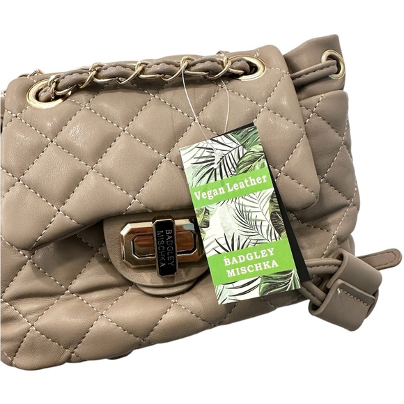 NWT Badgley Mischka Micro Mini Quilted Backpack Taupe - Picture 4 of 5